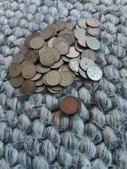 N. 100 kpl. 25 pennin kolikkoa. V.1921-40