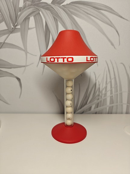 Lotto laite