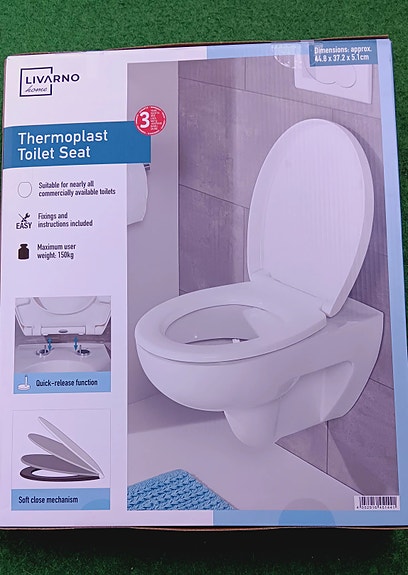 Myydään WC - istuin kansi Livarno.