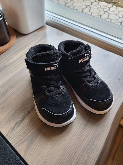Puman välikausikengät 23