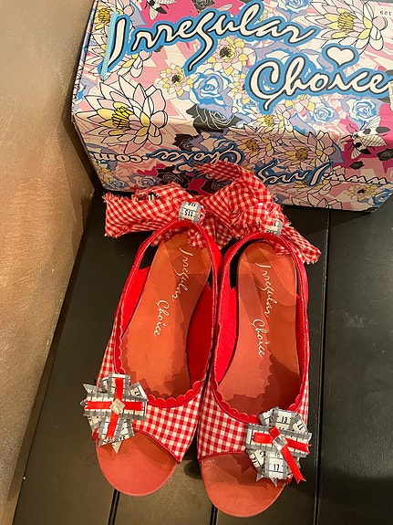 Irregular Choice sandaalit
