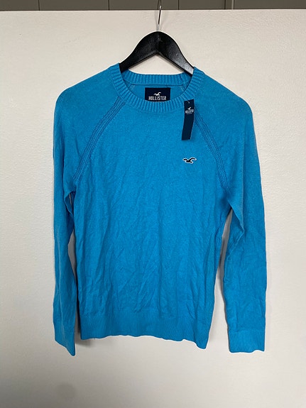 Uusi miesten/nuorten Hollister neule koko XS