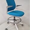 Korkea työtuoli-kassatuoli Steelcase