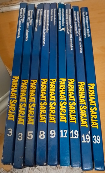 Parhaat sarjat sarjakuvia 9kpl