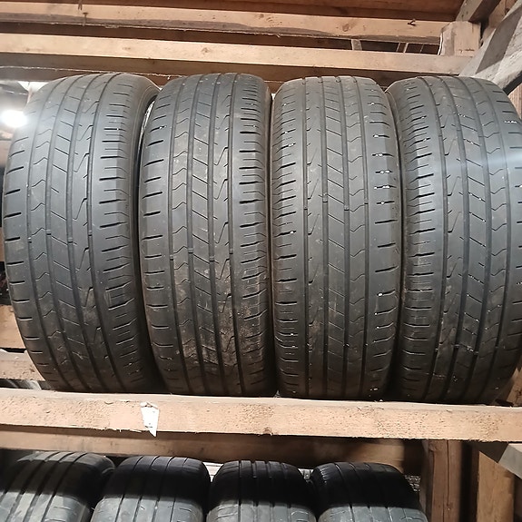 215/65R17 99V Hankook Ventus Prime 3X Käytetty kesärengas 3-4mm DOT-21