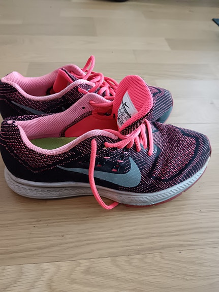 Nike lenkkarit