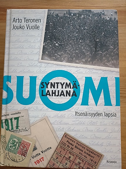 Syntymä lahjana Suomi -kirja