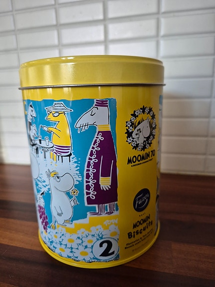 Muumi keksipurkki keltainen