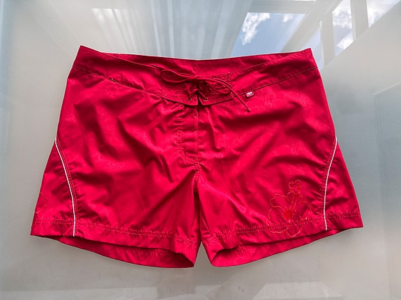 Helly Hansen miesten shortsit