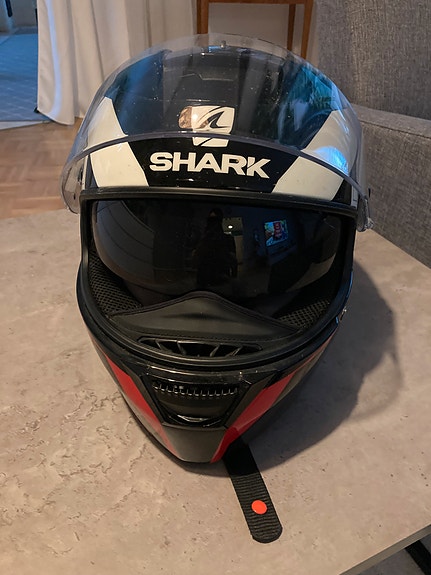 Shark moottoripyöräkypärä