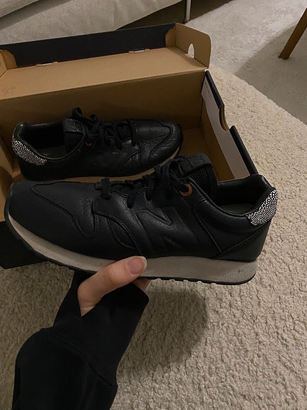New balance tennarit