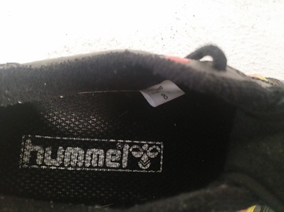 Nappikset Hummel koko 8