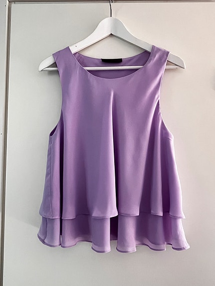 Hihaton vaalea liila toppi koko 36