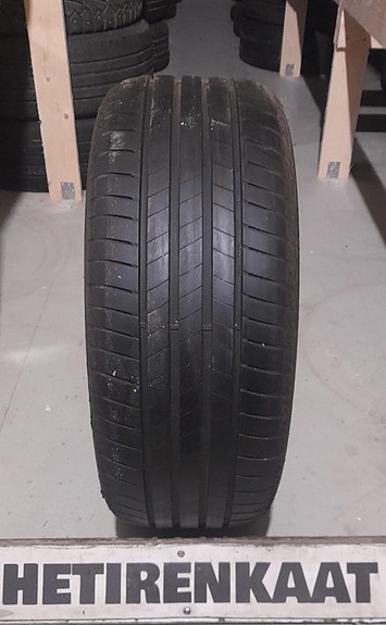 215/50 R17 käytetty kesärengas