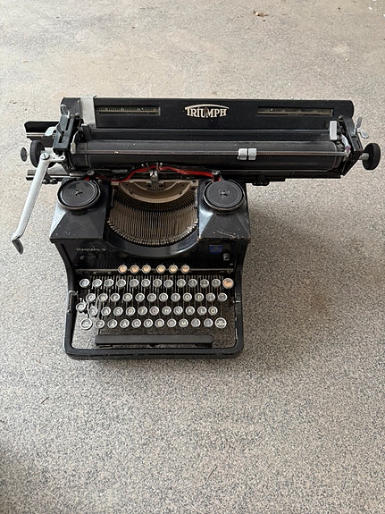 Triumph Standard 12 kirjoituskone