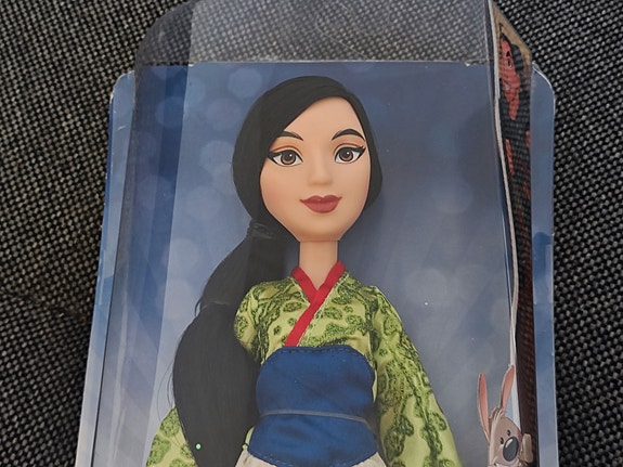 Mulan nukke