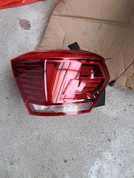 Vw polo vasen takavalo umpio käy v.2018