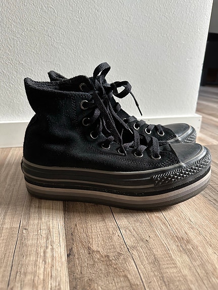 Mustat mokkanahkaiset Converse platform tennarit 36,5