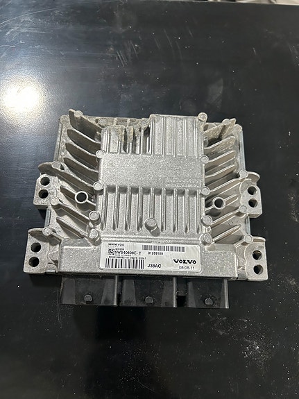 Volvo V70 mk3 2.0d ECU