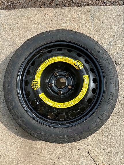 Audi A4 vm.08 kapea vararengas 125/80 r 17 5x112