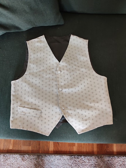 Cadeau juhlaliivi 134