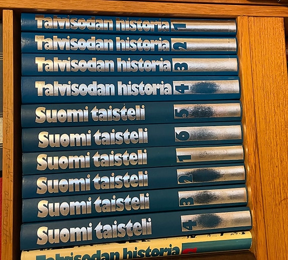 Suomi taisteli 1-6 ja Talvisodan historia 1-4 -kirjasarja