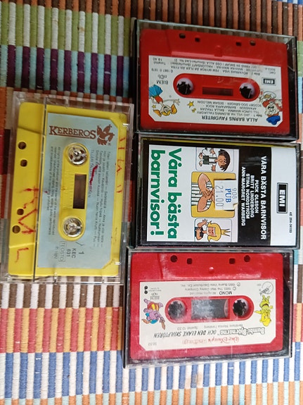 Lasten ruotsalaista musiikkia ja satukasetteja