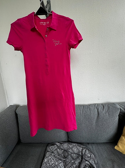 Mekko DKNY Jeans.