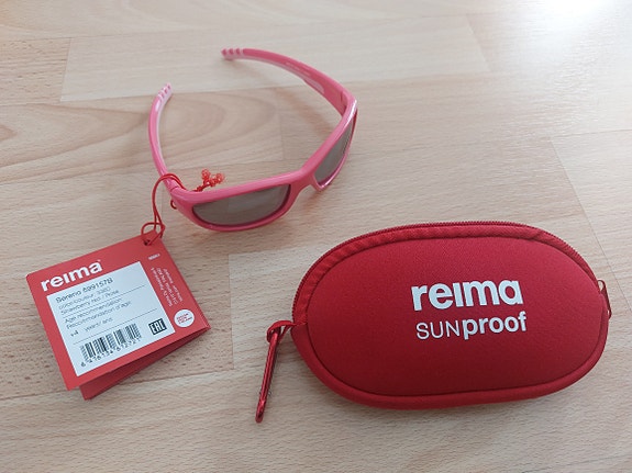 Reima aurinkolasit (+4 vuotiaalle)