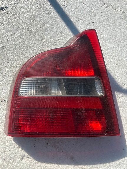 Volvo S80 vasen takavalo