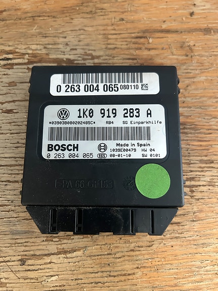 Volkswagen Jetta Parkkitutkien ohjainlaite