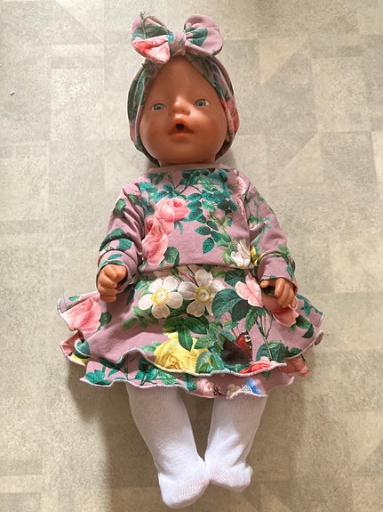 Baby born nuken mekko, sukkahousut ja Rusettipanta
