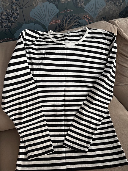 Marimekko tasaraita xs (relaxed)
