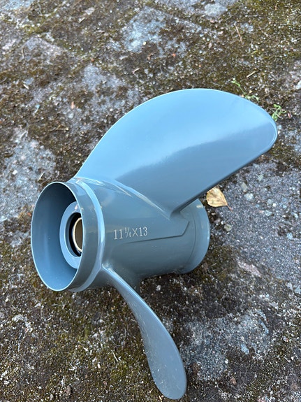Honda 13” potkuri, uusi, 4-tahti koneisiin 35-60 hp