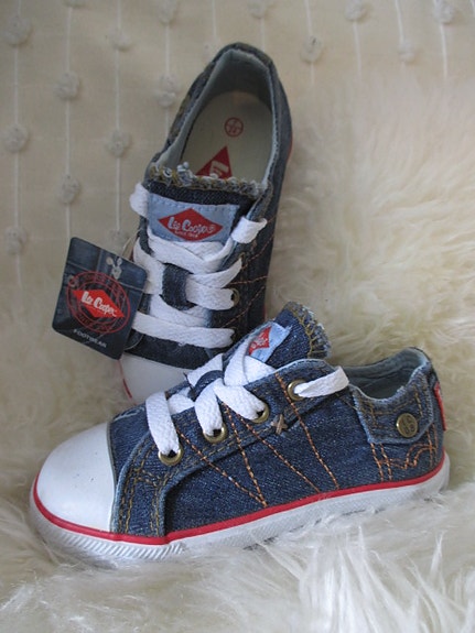 24 * Lee Cooper - Tennarit