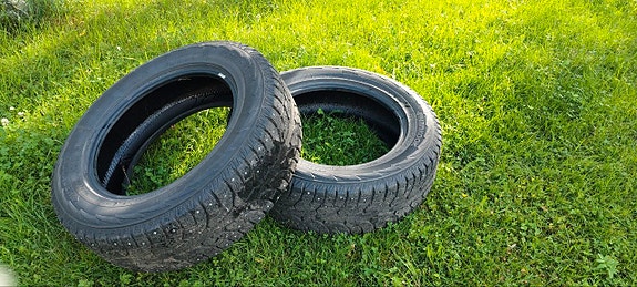 Hankook 225/65R17 Nastarenkaat