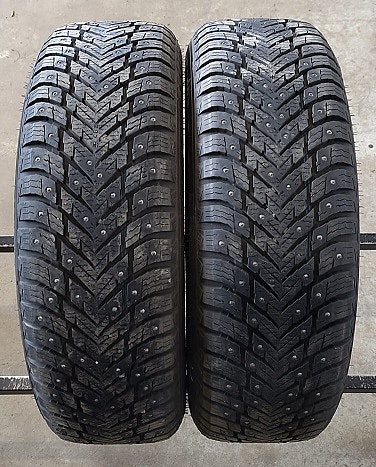 Käytetyt 215/65R17 Nokian Hakkapeliitta 10 nastarenkaat 2 kpl