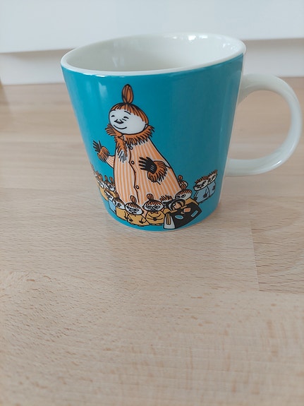 Mymmelin äiti muumimuki