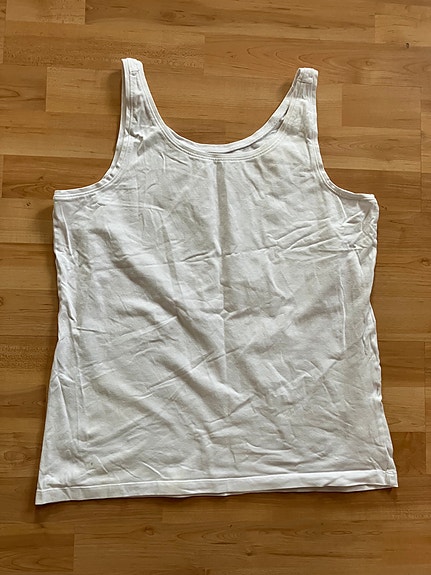 Pola 🤍 toppi XL naiselle 44
