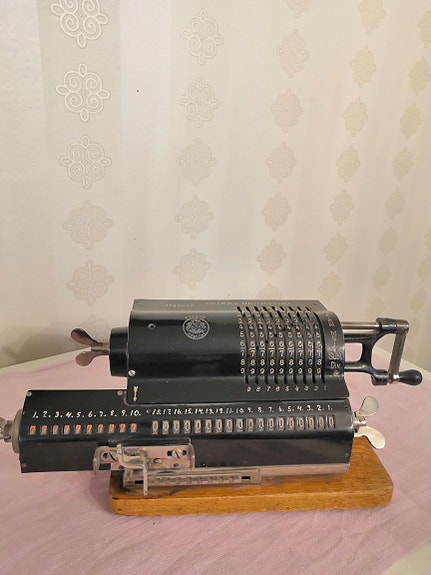 Product image 1 of 3
