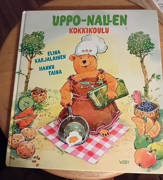 Kirja  . Uppo- nallen kokkikoulu, Elina Karjalainen