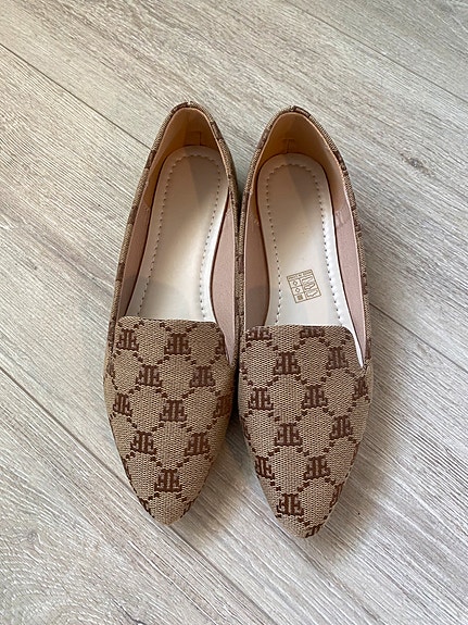 Uudet balleriinat – Shein, 37 koko