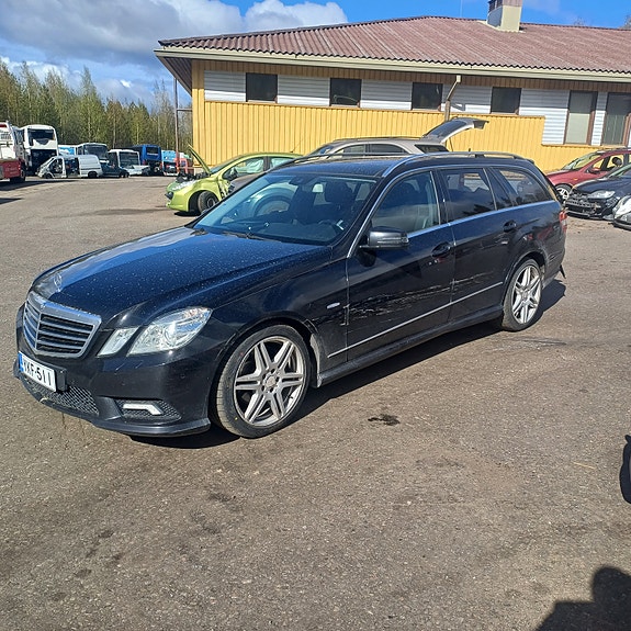 Mercedes-Benz E 250CGI 2010 varaosina