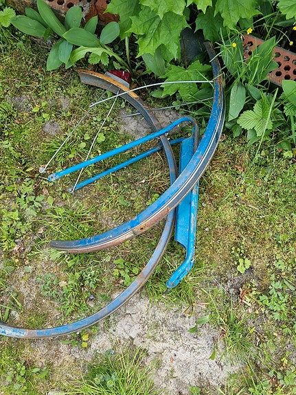 Polkupyörän tarkka ja lokasuojat