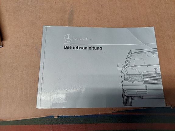 MB w124 käyttöohjekirja 200D...300D saksankielinen