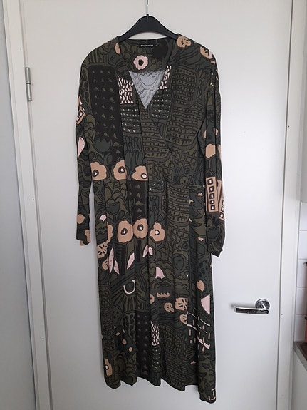 Marimekko vihreä pitkä mekko 40