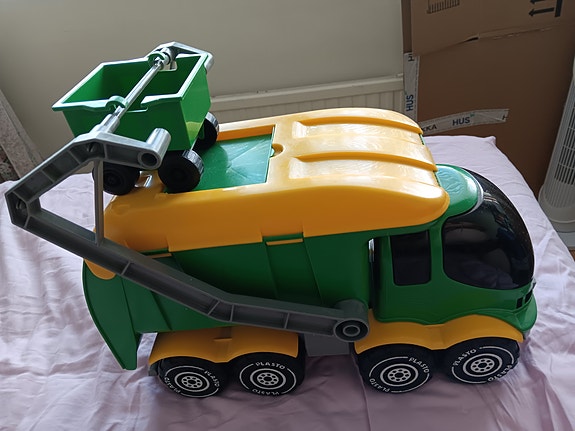 Plaston roska-auto