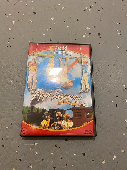 Peppi pitkätossu karkuteillä dvd