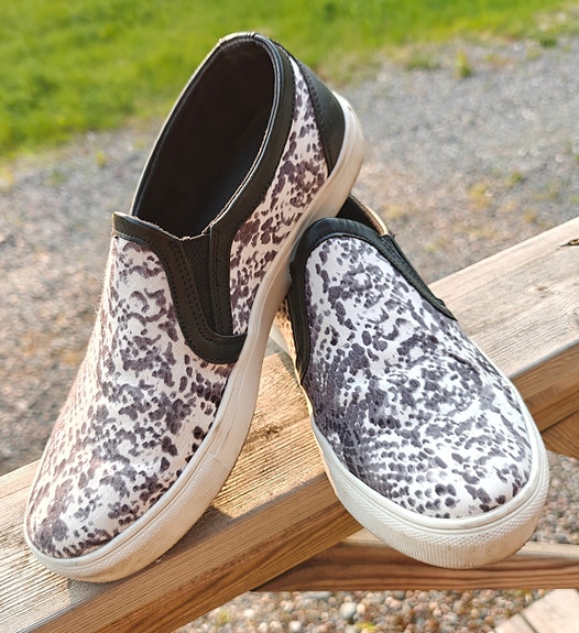 Kerran käytössä olleet kankaiset loaferit - koko 40