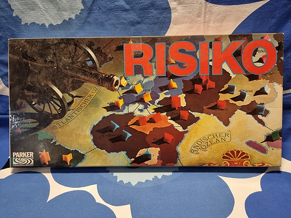 RISIKO (RISK) lautapeli